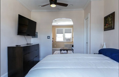 Weehawken Apartment | Luxe 1-Bedroom Loft Near Manhattan