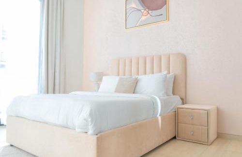 Jumeirah Village Circle Apartment | Luxe 1BR 15mins-Beach Best Infinity Pool -Jumeirah Village Circle, JVC ,Dubai