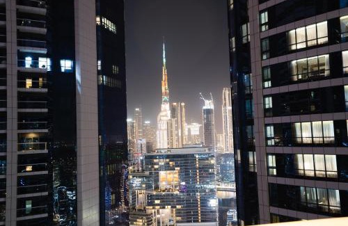 Business Bay Apartment | Luxe 2BR Haven with Spectacular Burj Khalifa & Dubai Frame Views By ĀYA Boutique