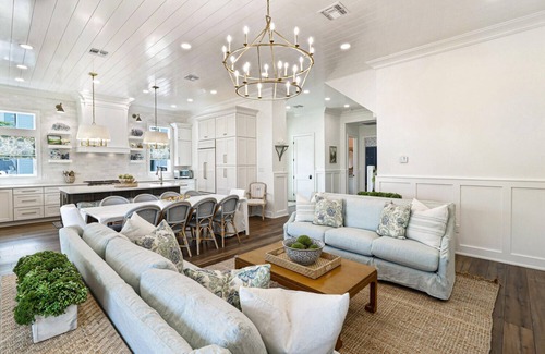 Port Aransas House | Luxe 3-Story Beach Home on the Green@Cinnamon Shore South w/Amenity Access
