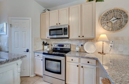 Santa Rosa Beach House | Luxe 30A Townhome, Walk to Beach, 2 Pools, Bikes, Umbrella 20% Off Summer rates!