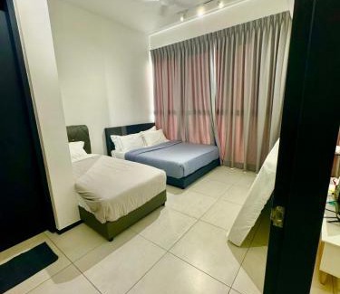 George Town Apartment | Luxe 3BR Seaview Escape Sleeps 10 Prime Location A29