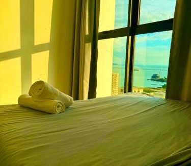 George Town Apartment | Luxe 3BR Seaview Escape Sleeps 10 Prime Location A29