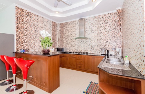 South Pattaya Villa | Luxe 4 bedroom villa - Tewaree Villa - Pattaya Holiday House - Walking Street