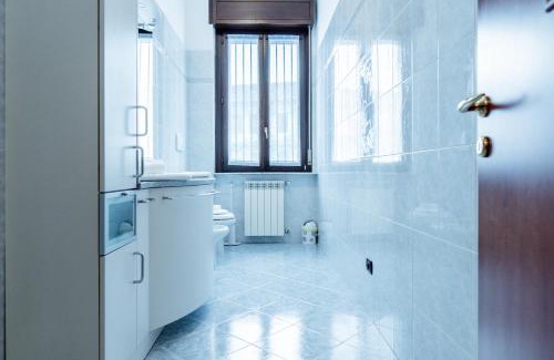 Busto Arsizio Apartment | Luxe Apartment near Milano, Rho Fiera e MXP