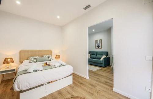 Las Acacias Apartment | Luxe apartments Madrid Rio by RentitUP