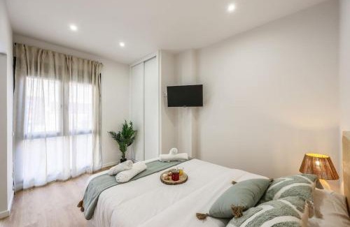 Las Acacias Apartment | Luxe apartments Madrid Rio by RentitUP
