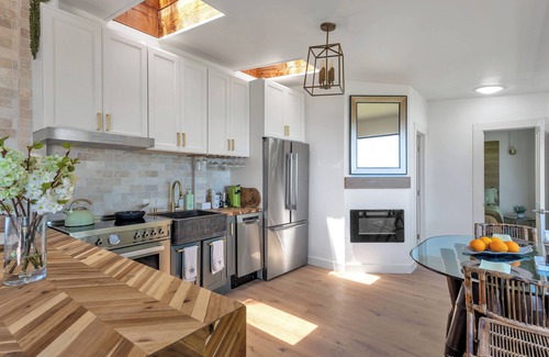 Belvedere Tiburon House | Luxe Beach View Bungalow at JAR Farms with use of private beach, pool, orchards