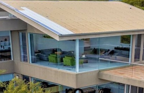 Cape Schanck House | Luxe Coastal Retreat - Ocean Views, Golf Courses, Hot Springs & Winery Heaven nn