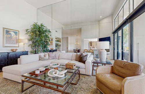 La Quinta Condo | Luxe Condo in PGA West w/grill, patio, shared pool & hot tub-close to Coachella