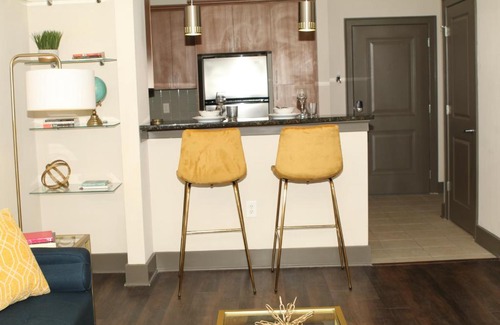 Dunwoody Apartment | Luxe Dunwoody/Perimeter Center Corporate Housing