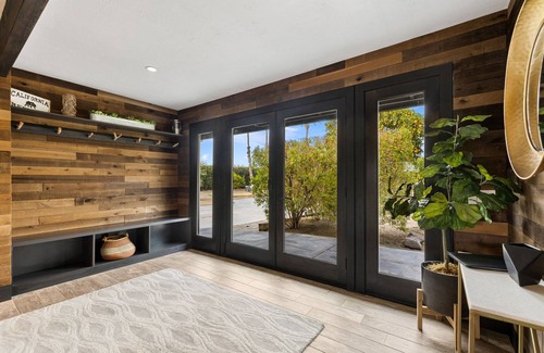 Palm Springs House | Luxe Estate 5 Min to Coachella Private Lake Pickleball Pool Spa 5BR