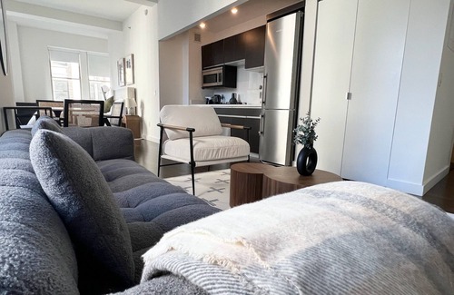 Financial District Hotel | Luxe FiDi Studio