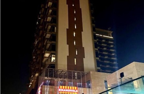 Gurugram Apartment | Luxe heaven Heights 15th Patio