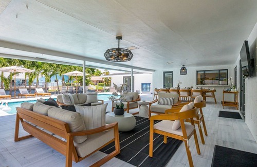 Lake Ida Shores House | LUXE Lake Oasis I Dock, Pool & Designer Interiors