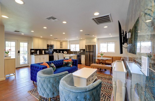 Las Vegas House | Luxe Las Vegas Casita w/Patio ~ 6 Mi to Strip!