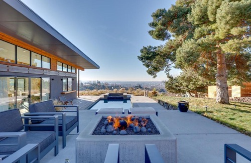 Boise Apartment | Luxe, Modern Studio with Sweeping City Views!