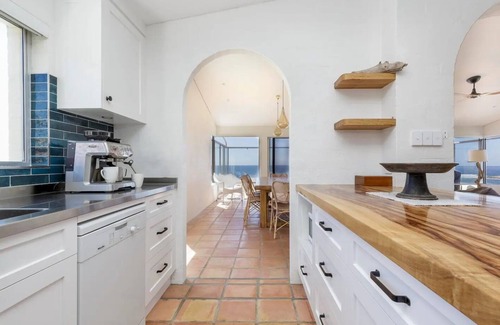 Yamba Apartment | Luxe Oceanfront Penthouse! Yamba's best address 3 bed 2 bath luxury living