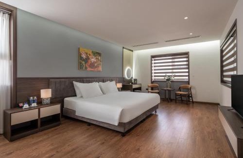 Truc Bach Hotel | Luxe Paradise Premium Hotel Nguyen Khac Hieu
