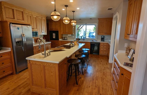 Paso Robles House | Luxe Private Hilltop Estate w/Spectacular Vineyard & Downtown Views!