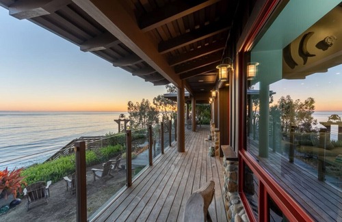 Santa Barbara Apartment | Luxe Private Oceanfront Villa (Beachfront)