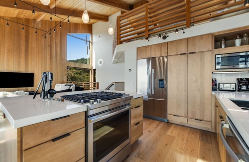 Sea Ranch House | Luxe retreat with ocean views, hot tub, & gourmet kitchen - steps from beach