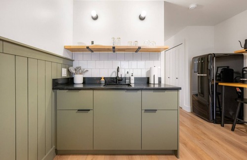 Juneau Apartment | Luxe Studio: Walk to Restaurants and More! 7