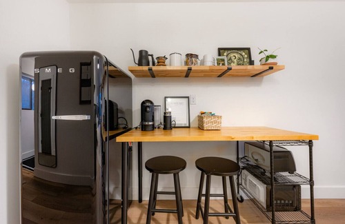 Juneau Apartment | Luxe Studio: Walk to Restaurants and More! 7