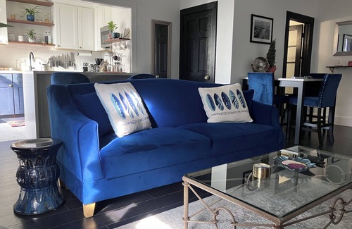 Downtown Long Beach Condo | Luxe Suite one bedroom with free parking, balcony and partial ocean view.