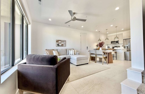 Kanab House | Luxe Townhome by Zion & Bryce w/Red Rock Views