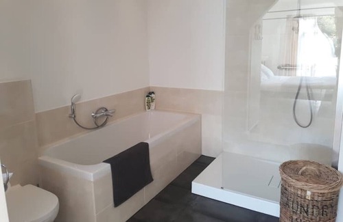 Zeewolde Villa | Luxe Villa met Privé Zwembad en Jacuzzi