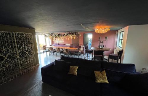 Mornico Losana Villa | Luxe Villa Monte Rosa met zwembad in een wijngebied