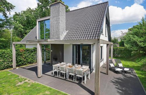 Ouddorp House | Luxe Villa op park Duinzicht (huis 701) - Ouddorp