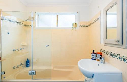 Katoomba House | Luxmi Vasal
