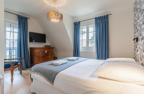 Tourgeville Villa | Luxueuse Chaumière 4 Chambres avec Piscine