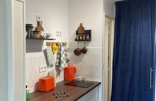 Sartrouville Apartment | Luxueux Studio Proche Gare. Paris et La Défense en Quelques Minutes