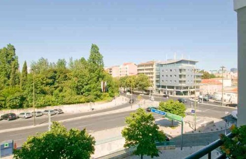 Lisbon Old Town Apartment | Luxuoso Apartamento T4 com 4 Banhos no Centro de Lisboa/Gulbenkian