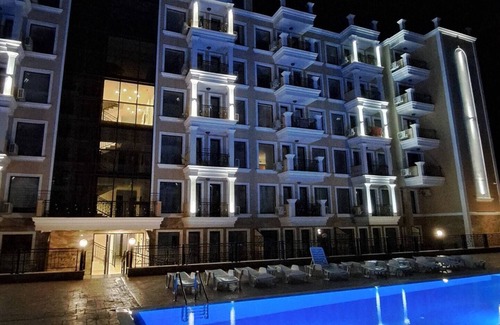 Yurta Apartment | Luxuriöses Ferienapartment mit Panoramablick Direkt Aufs Meer