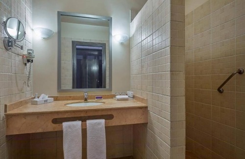 Dahab Hotel | Luxurious Room with 2 Swimming Pools & Hot Tub Near Stunning Dahab Beach