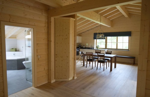 Garmisch-Partenkirchen Apartment | Luxurious, lovingly furnished 5 star apartment in Garmisch-Parte.