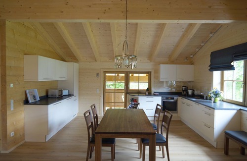 Garmisch-Partenkirchen Apartment | Luxurious, lovingly furnished 5 star apartment in Garmisch-Parte.