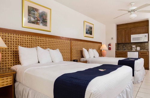 Palm Beach Resort | Luxurious 1 Bedroom, 1 Bathroom Studio Suite with private entrance
