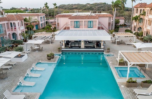 Palm Beach Resort | Luxurious 1 Bedroom, 1 Bathroom Studio Suite with private entrance