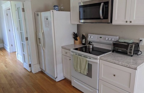 Durham Apartment | Luxurious 1BR in Grand Old Home