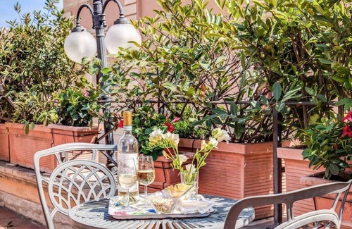 Rione IV Campo Marzio Apartment | Luxurious 1BR Suite in the heart of Rome