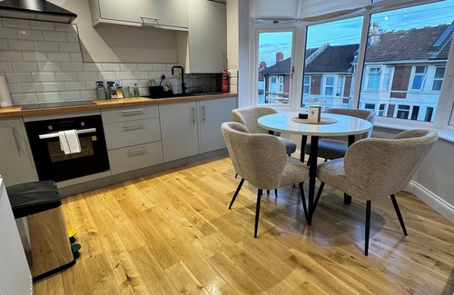 Cribbs Causeway Apartment | Luxurious 2-Bed Flat/Home Away From Home nn