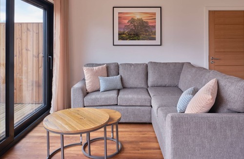 Chittlehamholt Cabin | Luxurious 2 bedroom lodges with stunning meadow views.