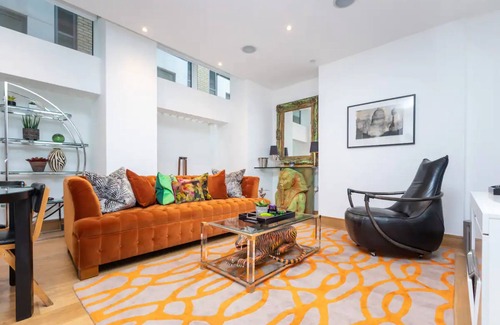 Castle Baynard Apartment | Luxurious 2 Bedroon Flat in the Heart of London