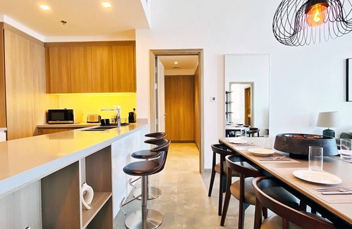 Jabal Ali 2 Apartment | Luxurious 2BR in Stella Maris, Ain & Marina View