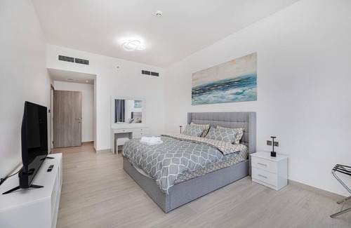 Jumeirah Lake Towers Apartment | Luxurious 3Bedroom Apartment